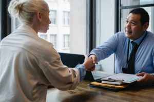 O trabalho em sintonia entre o dono e fornecedor pode resultar em melhora dos resultados da cadeia de fornecimento de fidelização de clientes já em tempos de pandemia.